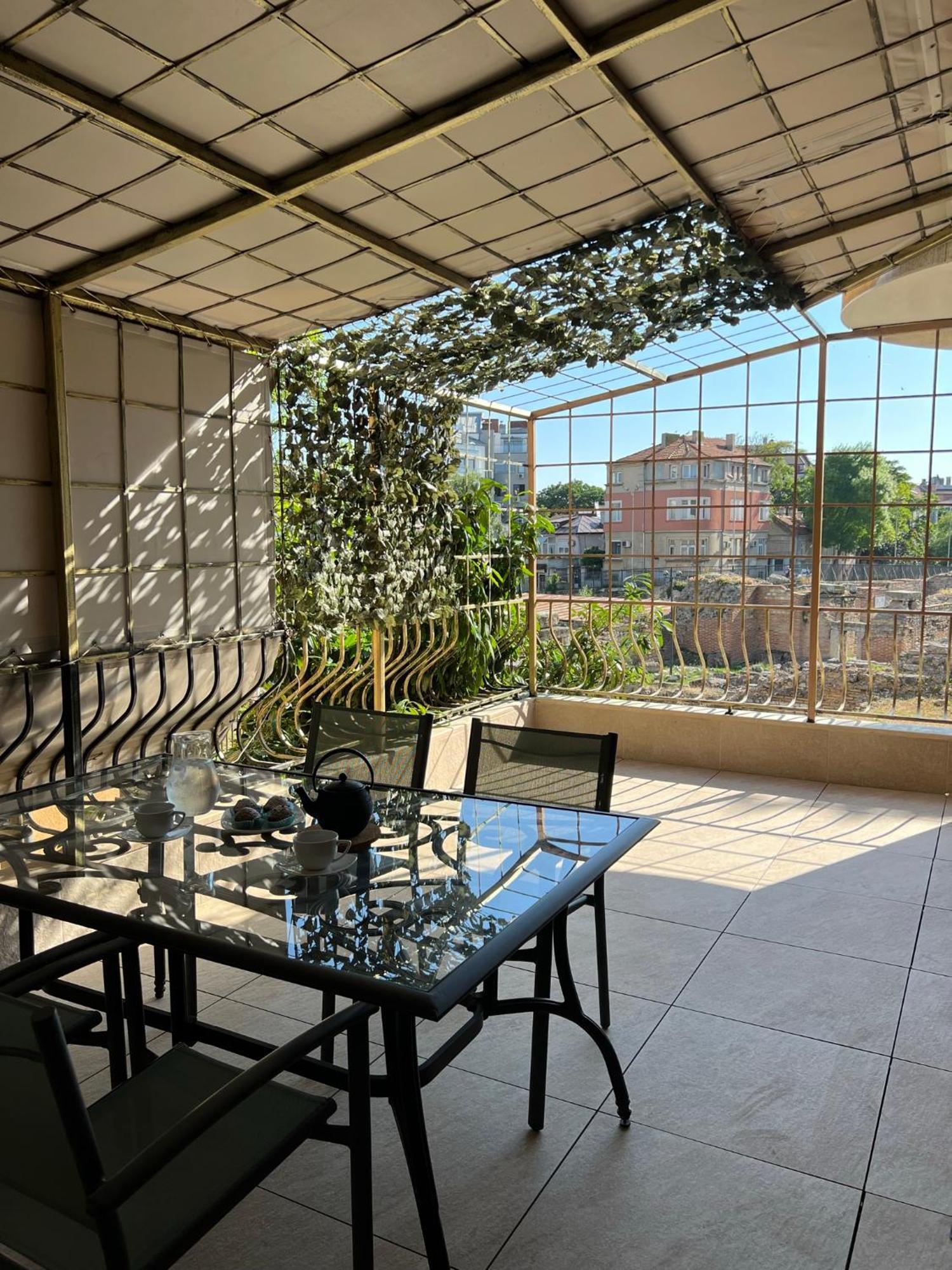 Roman Thermae 2Bdrm Sunny Apartment Varna Eksteriør bilde